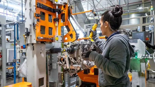 ford-industria-automotriz-autopartes
